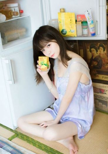 变成黑皮肤和朋友_高清神马影院在线