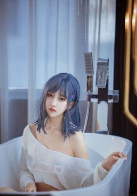 含着岳的丝袜美足脚趾电影_高清免费观看
