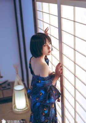 善良的女秘书的目_高清电影全集观看